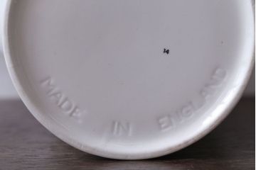 イギリスビンテージ　MARKS&SPENCER(マークス&スペンサー)　POPPIES(ポピーズ)シリーズ　ポット(洋食器)