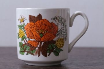 イギリスビンテージ　MARKS&SPENCER(マークス&スペンサー)　POPPIES(ポピーズ)シリーズ　カップ&ソーサー5客セット(洋食器)