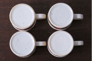 イギリスビンテージ　MIDWINTER(ミッドウィンター)　STONEHENGE　NASTURTIUM(ストーンヘンジ　ナスタチュウム)シリーズ　カップ&ソーサー4客セット(洋食器)
