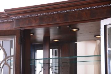 中古　DREXEL HERITAGE (ドレクセルヘリテイジ)USA　特大カップボードキャビネット