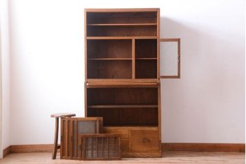 アンティーク家具　和製アンティーク　ダイヤガラス入り!作業台付き上品な古いカップボード(食器棚)