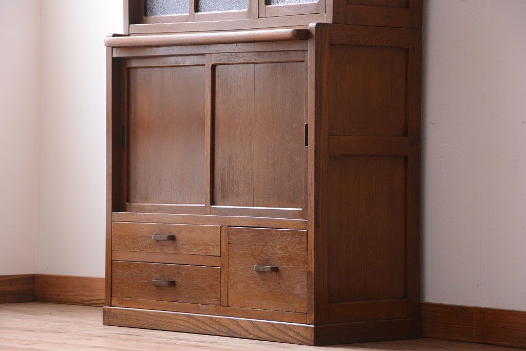 アンティーク家具　和製アンティーク　ダイヤガラス入り!作業台付き上品な古いカップボード(食器棚)