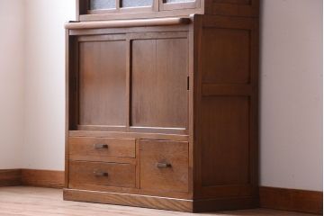 アンティーク家具　和製アンティーク　ダイヤガラス入り!作業台付き上品な古いカップボード(食器棚)