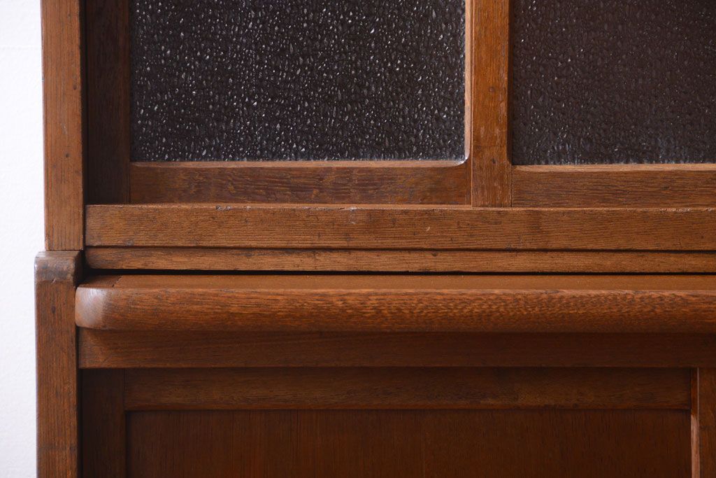 アンティーク家具　和製アンティーク　ダイヤガラス入り!作業台付き上品な古いカップボード(食器棚)