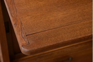 アンティーク家具　和製アンティーク　ダイヤガラス入り!作業台付き上品な古いカップボード(食器棚)