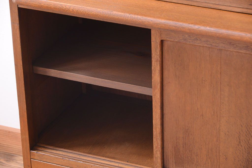 アンティーク家具　和製アンティーク　ダイヤガラス入り!作業台付き上品な古いカップボード(食器棚)