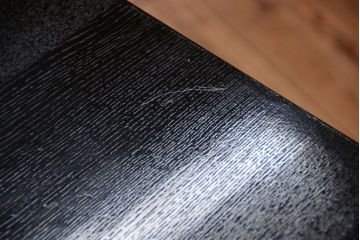 中古　工芸品　漆塗りと手打ち金具が美しいモダンな仙台箪笥