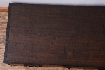 アンティーク家具　古民具・骨董　古い木製のアンティーク衣装箪笥(引き出しローボード)