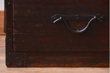 アンティーク家具　古民具・骨董　古い木製のアンティーク衣装箪笥(引き出しローボード)