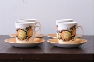 イギリスビンテージ　J&G　MEAKIN(ミーキン)　Eden(エデン)シリーズ　カップ&ソーサー4客セット(洋食器)