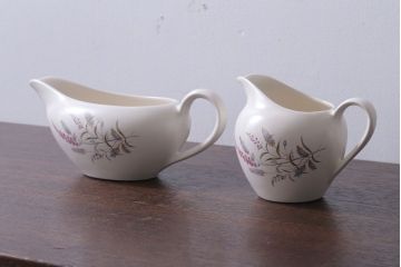 アンティーク雑貨　イギリスビンテージ　J&G　MEAKIN(ミーキン)　ROMANY(ロマニー)シリーズ ソースボート・ミルクジャグ2点セット(洋食器)