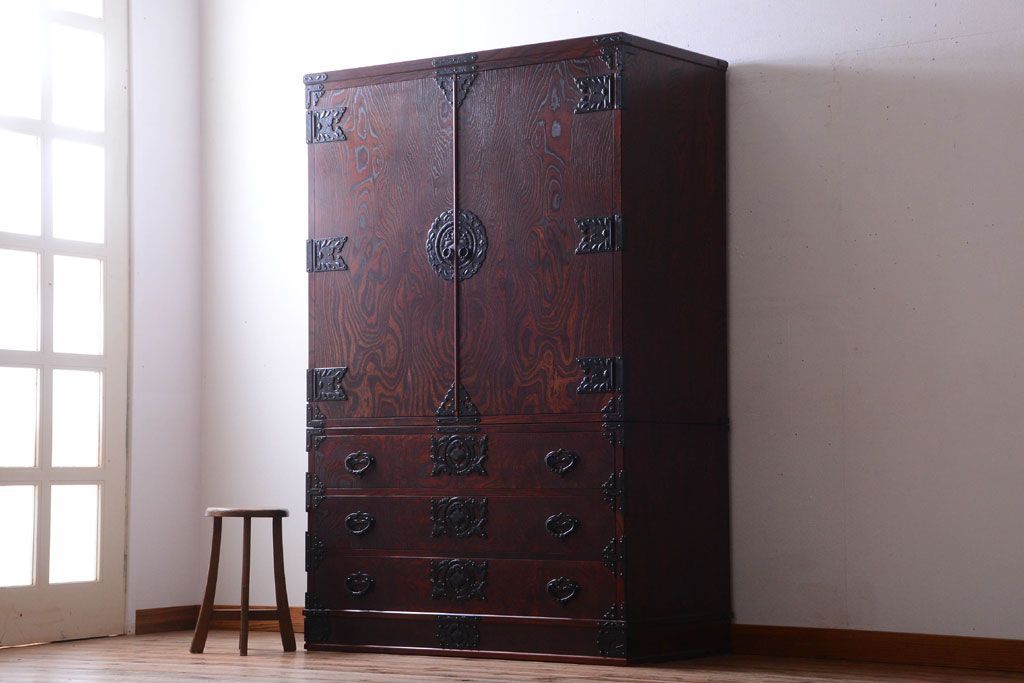 中古 伝統民芸家具 岩谷堂　衣装箪笥(定価約80万円)