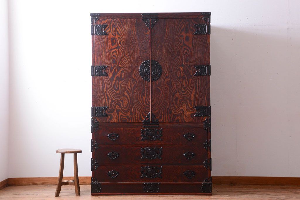 中古 伝統民芸家具 岩谷堂　衣装箪笥(定価約80万円)
