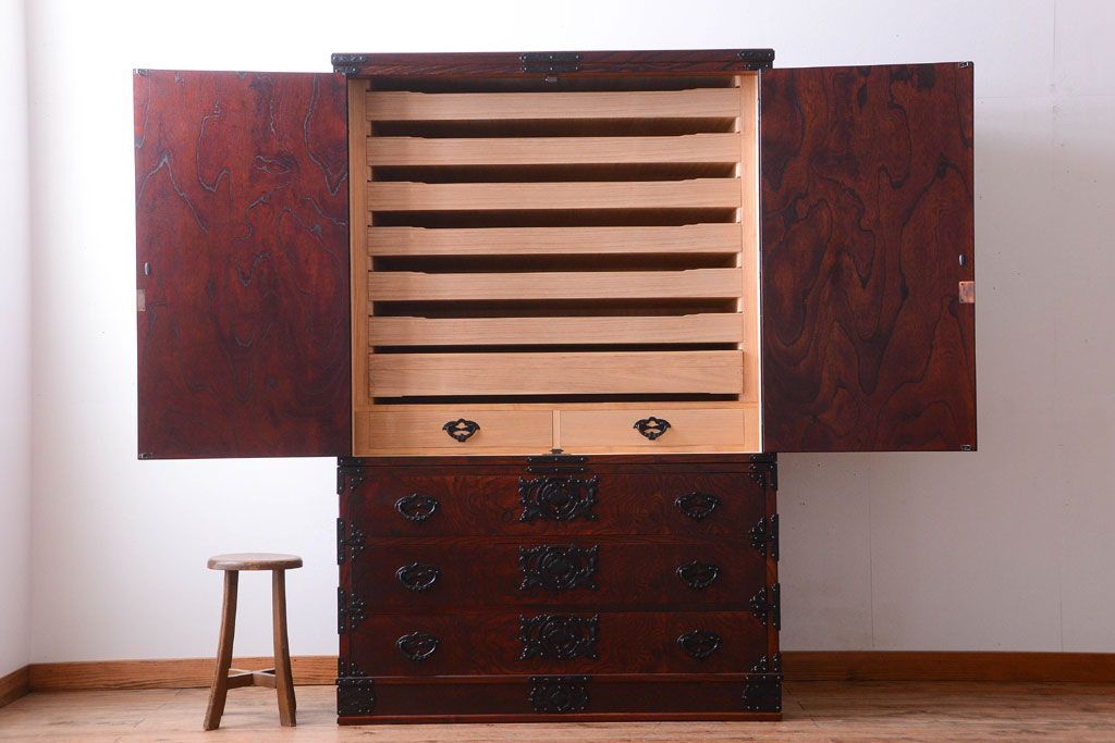 中古 伝統民芸家具 岩谷堂　衣装箪笥(定価約80万円)