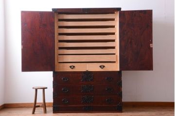 中古 伝統民芸家具 岩谷堂　衣装箪笥(定価約80万円)