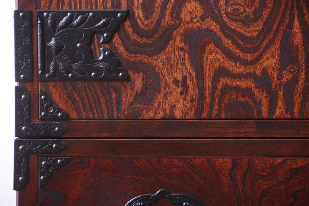 中古 伝統民芸家具 岩谷堂　衣装箪笥(定価約80万円)