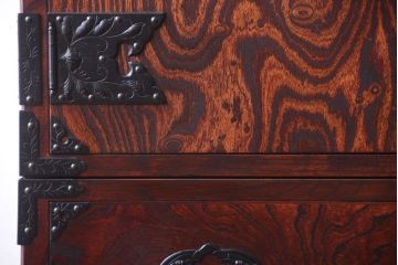 中古 伝統民芸家具 岩谷堂　衣装箪笥(定価約80万円)