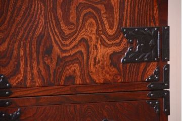 中古 伝統民芸家具 岩谷堂　衣装箪笥(定価約80万円)