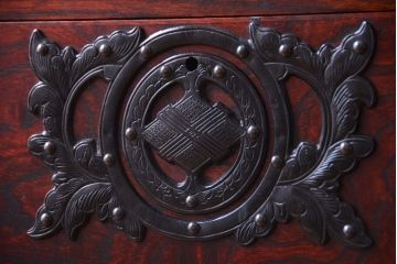 中古 伝統民芸家具 岩谷堂　衣装箪笥(定価約80万円)