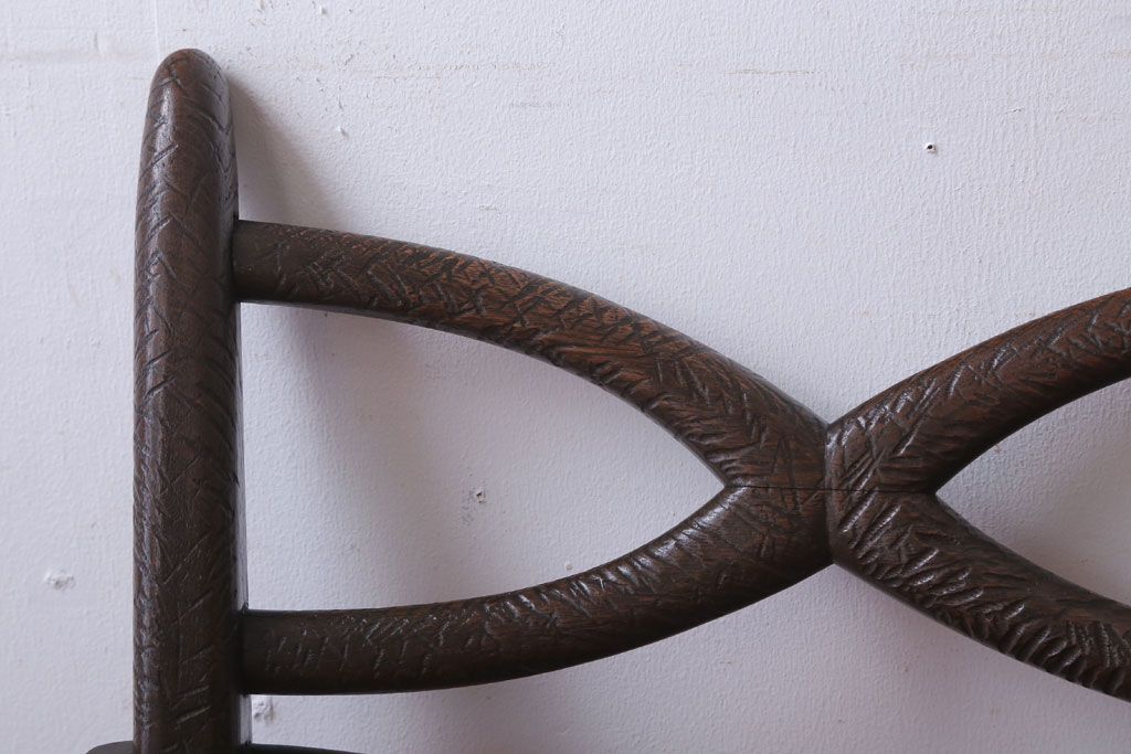 アンティーク家具　ぺザントアート　モダンなアンティークチェア(1)