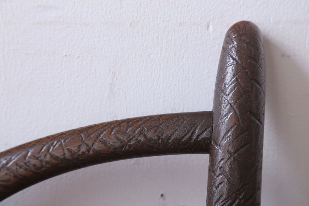 アンティーク家具　ぺザントアート　モダンなアンティークチェア(1)