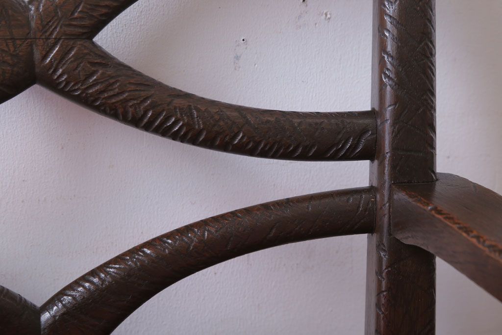 アンティーク家具　ぺザントアート　モダンなアンティークチェア(1)