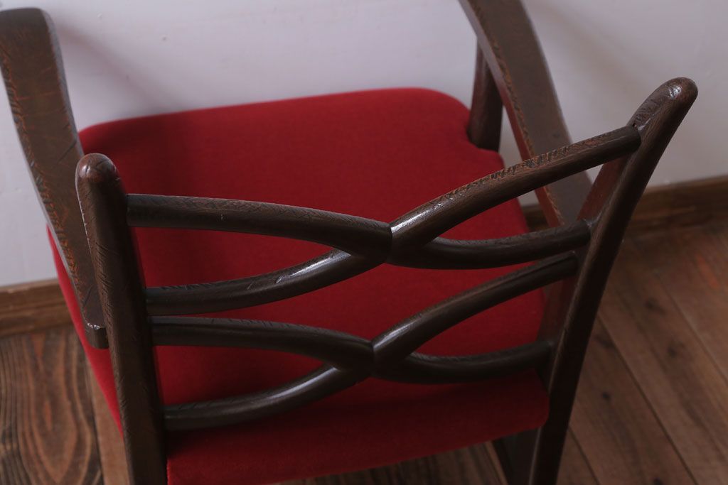 アンティーク家具　ぺザントアート　モダンなアンティークチェア(1)