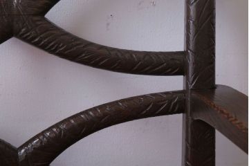 アンティーク家具　ぺザントアート　モダンなアンティークチェア(2)