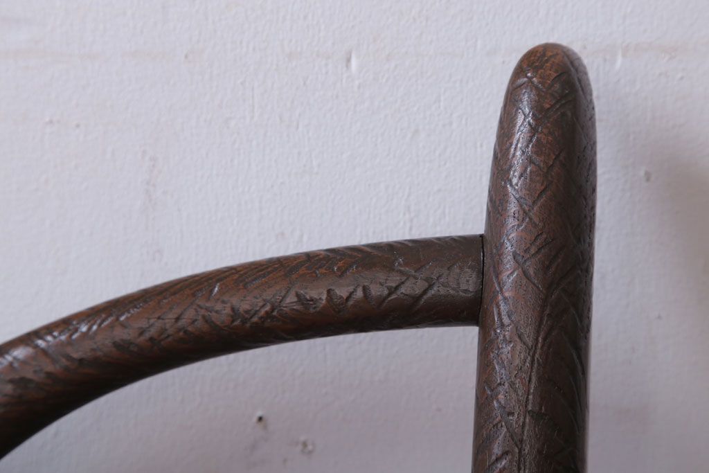 アンティーク家具　ぺザントアート　モダンなアンティークチェア(3)