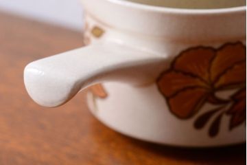 イギリスビンテージ　Palissy(パリシー)　kismet(キスメット)シリーズ　キャセロール2つセット(3)(洋食器)