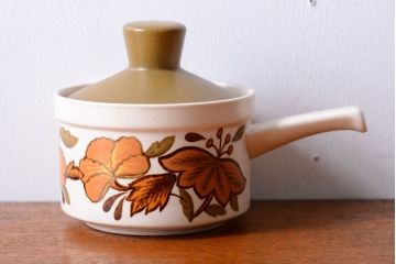イギリスビンテージ　Palissy(パリシー)　kismet(キスメット)シリーズ　キャセロール2つセット(2)(洋食器)
