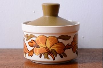イギリスビンテージ　Palissy(パリシー)　kismet(キスメット)シリーズ　キャセロール2つセット(2)(洋食器)