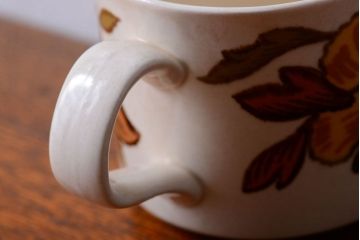 イギリスビンテージ　Palissy(パリシー)　kismet(キスメット)シリーズ　カップ&ソーサー3客(洋食器)