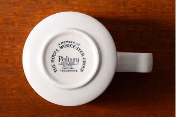 イギリスビンテージ　Palissy(パリシー)　kismet(キスメット)シリーズ　カップ&ソーサー3客(洋食器)
