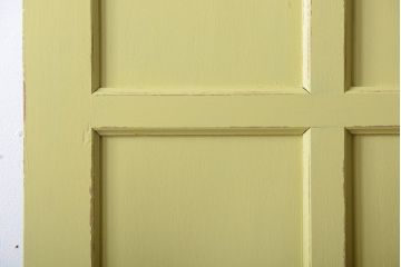 アンティークペイント　レトロでおしゃれなドア(扉)