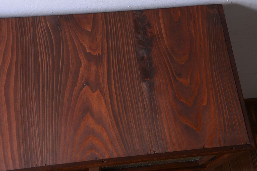 アンティーク家具　和製アンティーク　ダイヤガラス!埋木入りの上品な古い収納戸棚