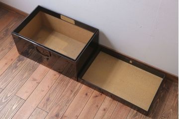アンティーク雑貨　古民具・骨董　高級品!銅金具が上品なアンティーク挟み箱(時代箱・収納箱)