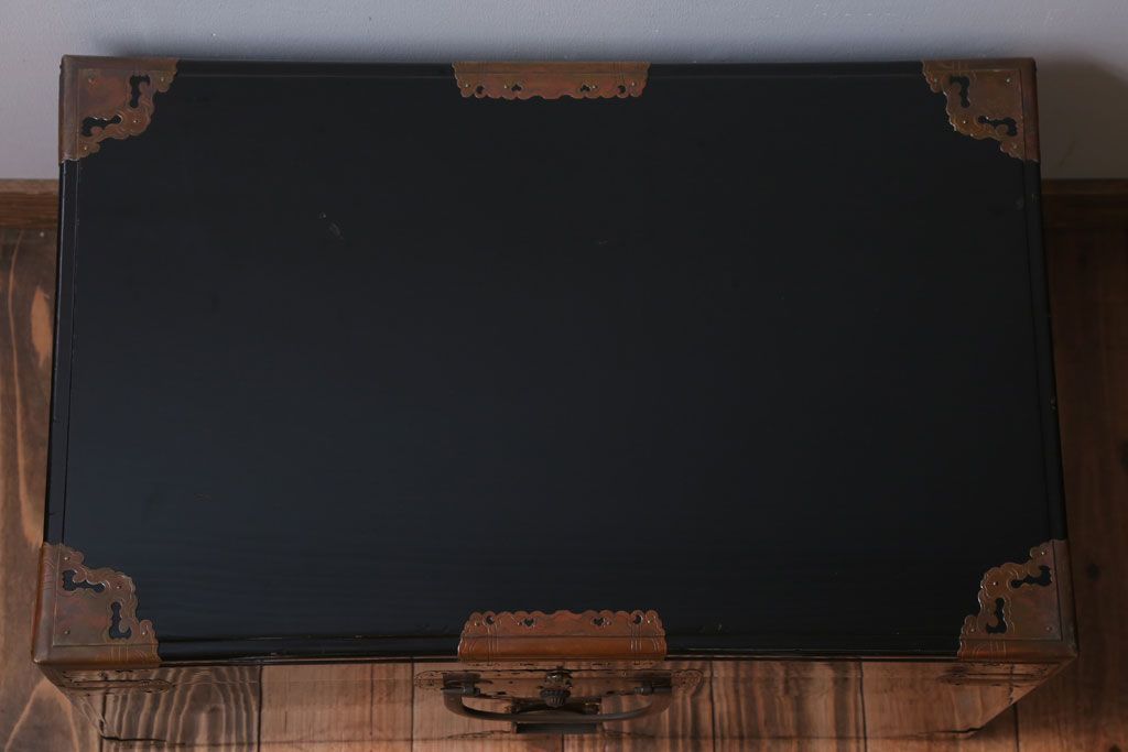 アンティーク雑貨　古民具・骨董　高級品!銅金具が上品なアンティーク挟み箱(時代箱・収納箱)