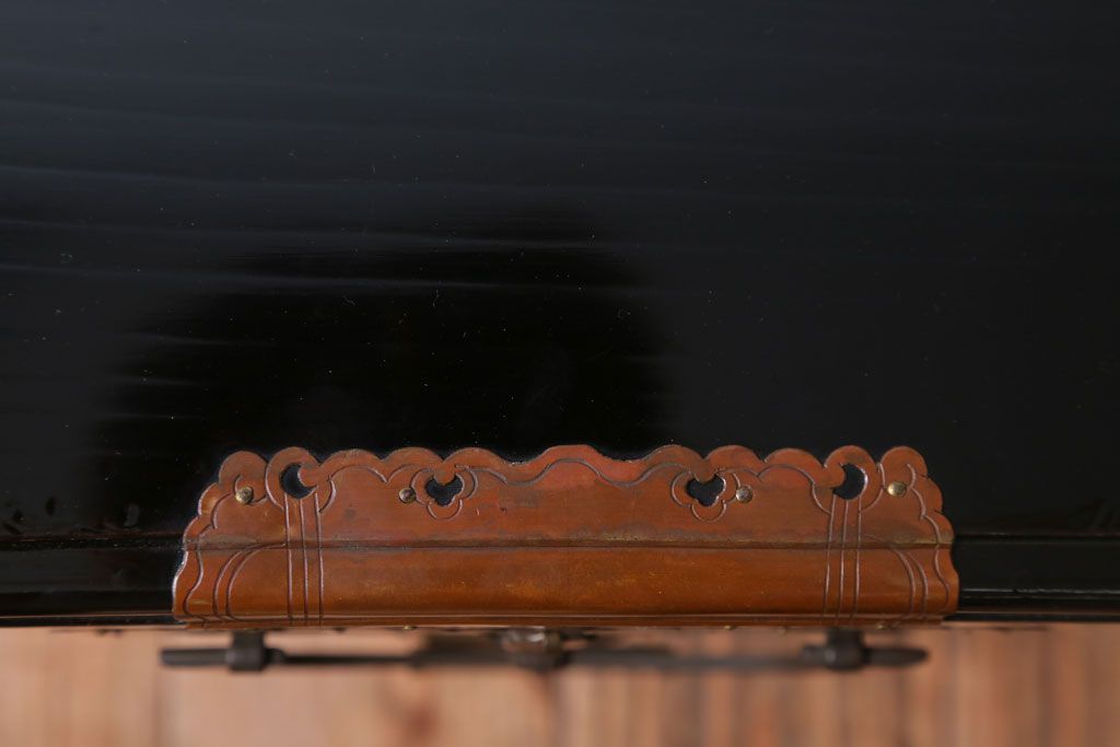 アンティーク雑貨　古民具・骨董　高級品!銅金具が上品なアンティーク挟み箱(時代箱・収納箱)