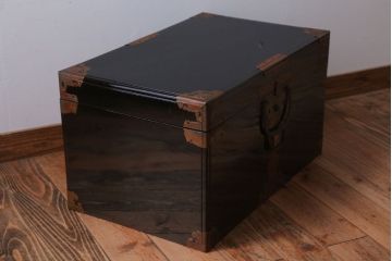 アンティーク雑貨　古民具・骨董　高級品!銅金具が上品なアンティーク挟み箱(時代箱・収納箱)