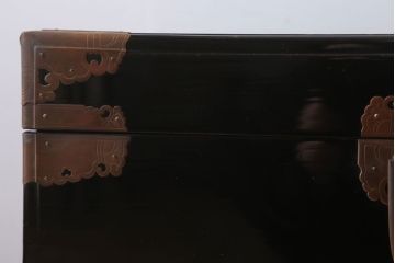 アンティーク雑貨　古民具・骨董　高級品!銅金具が上品なアンティーク挟み箱(時代箱・収納箱)