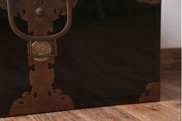 アンティーク雑貨　古民具・骨董　高級品!銅金具が上品なアンティーク挟み箱(時代箱・収納箱)