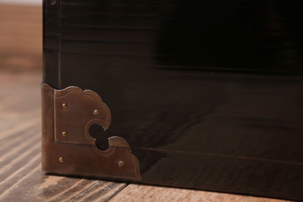 アンティーク雑貨　古民具・骨董　高級品!銅金具が上品なアンティーク挟み箱(時代箱・収納箱)