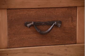 アンティーク家具　古民具・骨董　明治〜大正　木味のアンティーク脚付き水屋箪笥ローボード(テレビ台、キャビネット、収納棚)