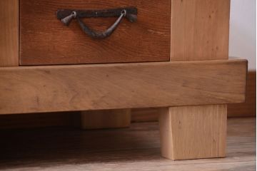 アンティーク家具　古民具・骨董　明治〜大正　木味のアンティーク脚付き水屋箪笥ローボード(テレビ台、キャビネット、収納棚)