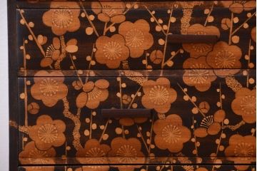 中古　民芸家具　梅の図　小箪笥(引き出し)