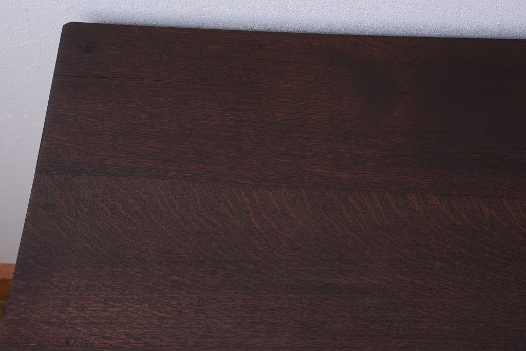 レトロ家具　和製アンティーク　モールガラス入り!古いナラ材のレトロな片袖机(勉強机・デスク)