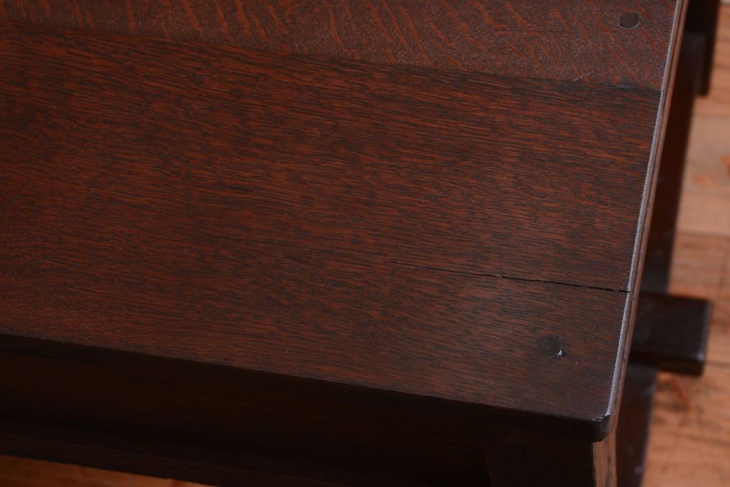 レトロ家具　和製アンティーク　モールガラス入り!古いナラ材のレトロな片袖机(勉強机・デスク)