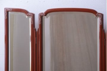 アンティーク家具　古民具・骨董　大正〜昭和期　高級品!朱漆塗が美しいアンティーク沈金鏡台