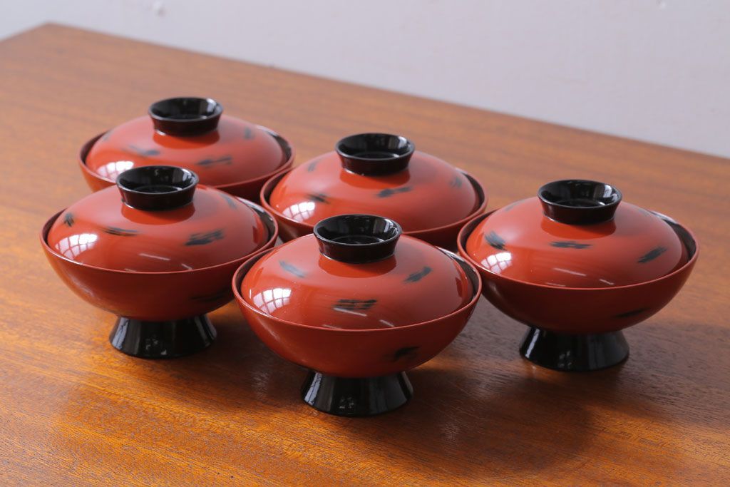 アンティーク雑貨　アンティーク　根来塗風　山葵に河豚の図　木製蒔絵椀5客セット